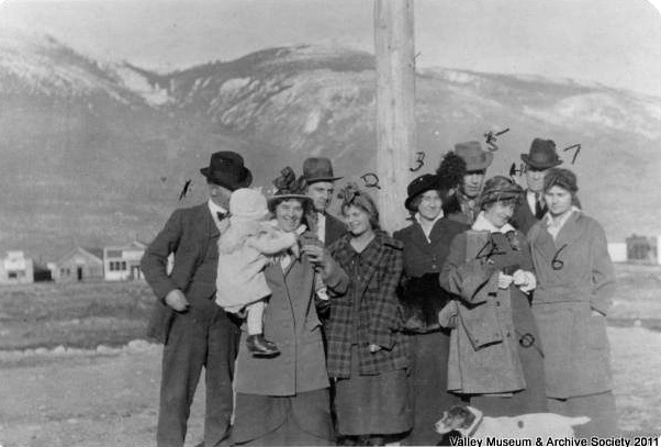 Lucille Johnson, No. 2 in checkered coat. Ca. 1920.