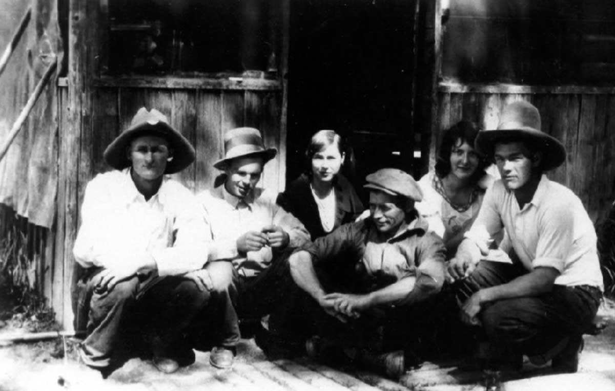 Mount Robson Ranch staff, 1930: Art Allen, Chuck Chesser, Anne Chesser, Frank Hargreaves, Rose Saladana and Ted Schieve.