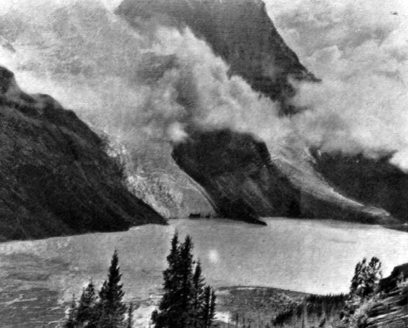 Berg Lake at foot of Mt. Robson. Named by Mr. Kinney. Rev G.B. Kinney, Photo. 1907