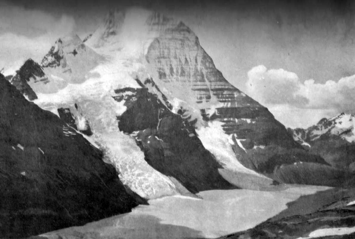 Mt Robson and Berg Lake. 
Photo: Byron Harmon, 1911